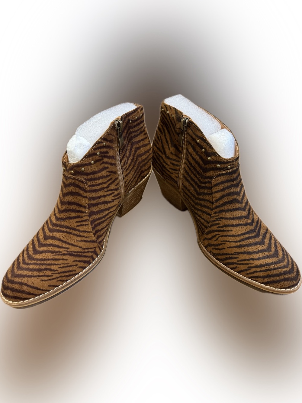 Boutique by Corkys Swifton Tiger Print Ankle Booties w/Studded Block Heel, Sz 9